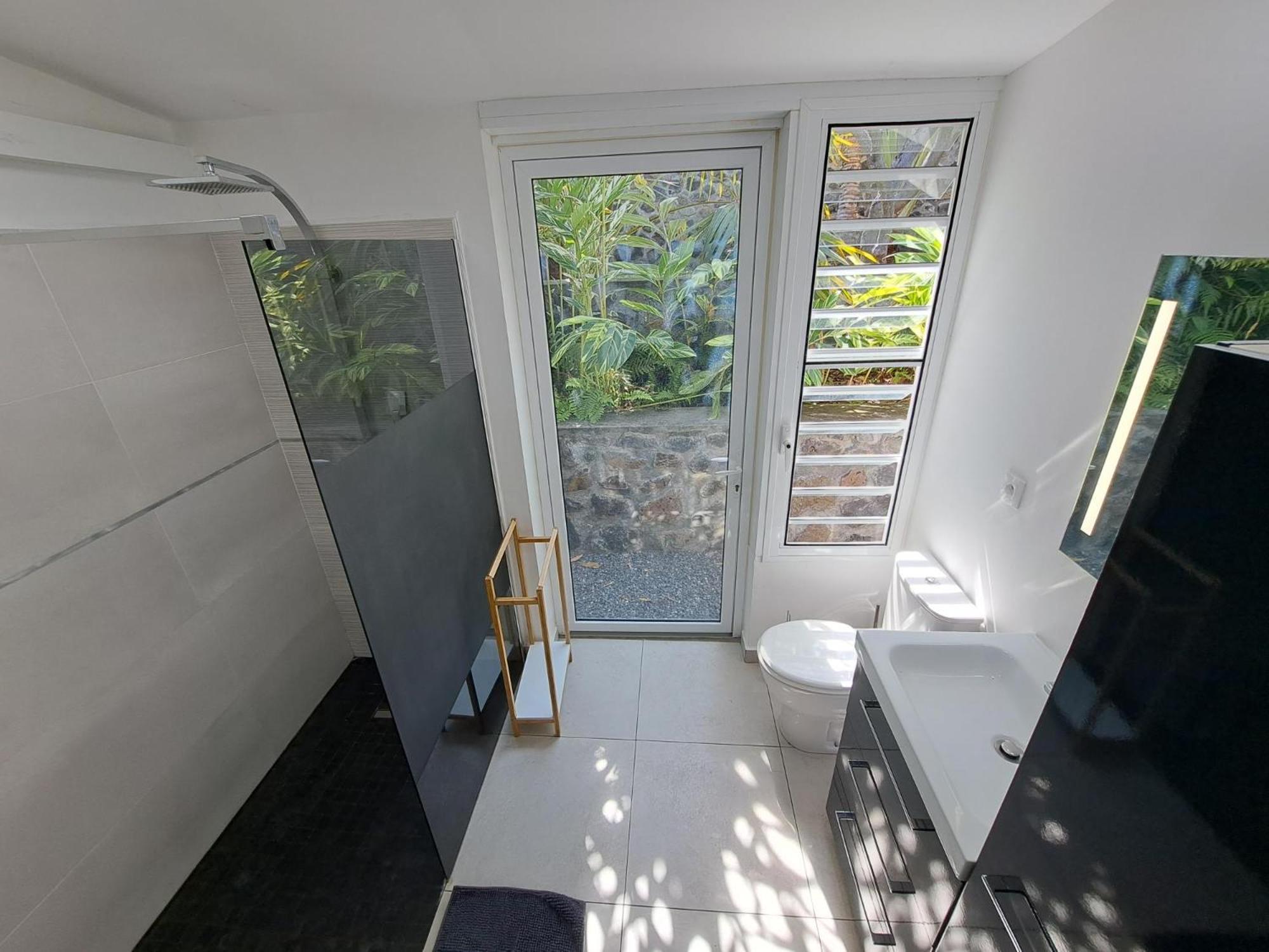 Villa Tropicale - Meuble De Tourisme 4 Etoiles Saint-Gilles-les-Bains Buitenkant foto